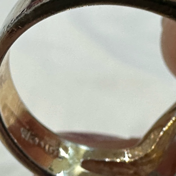 Vintage Lustrous Pearl and Crystal Accent Ring - Picture 8 of 15